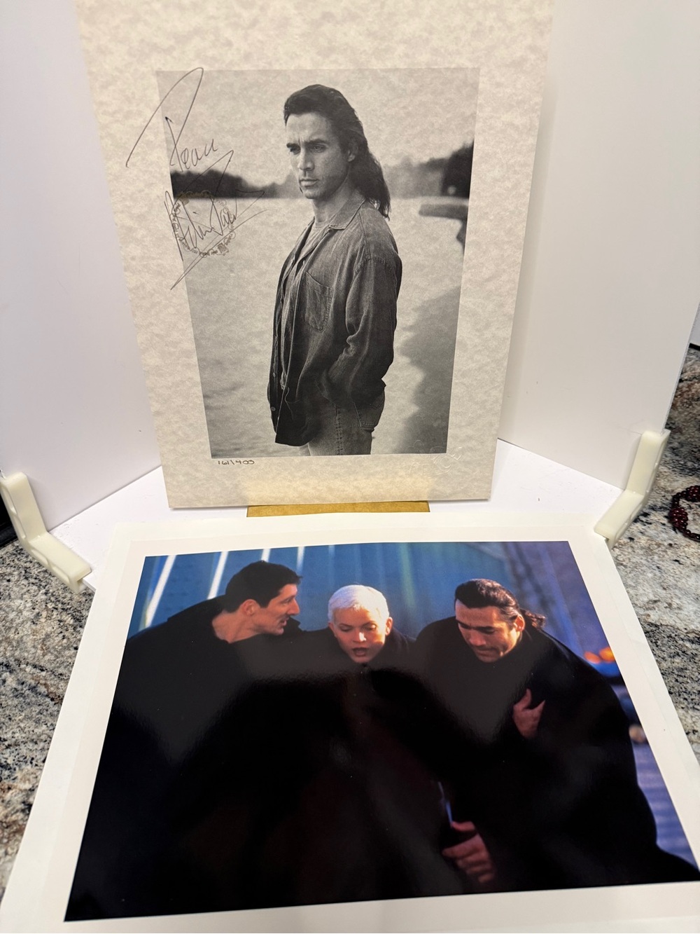 Adrian Paul Highlander the series signed photo with photo action scene